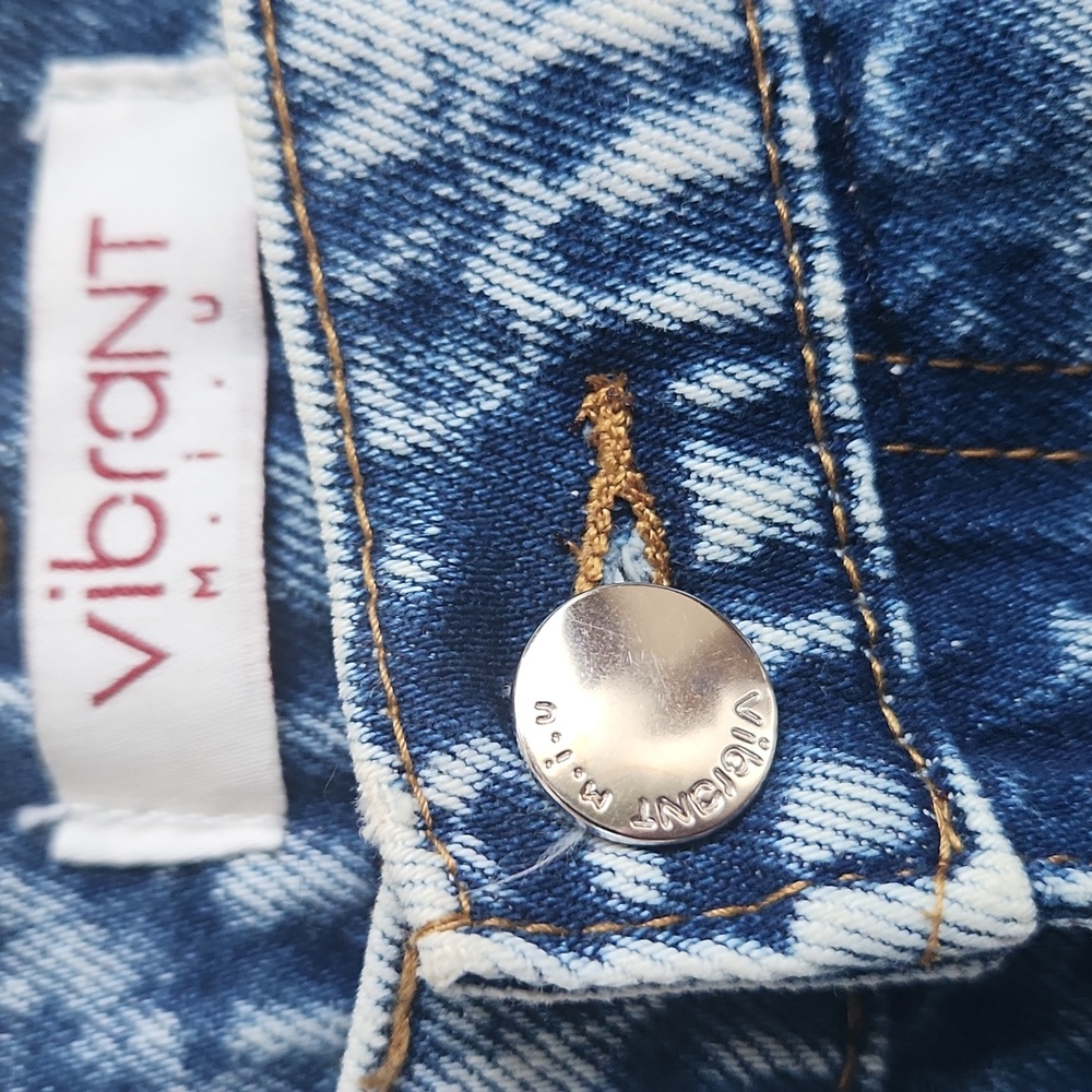 Vibrant Jeans | Distressed High Rise Mom Jeans - Picture 5 of 6